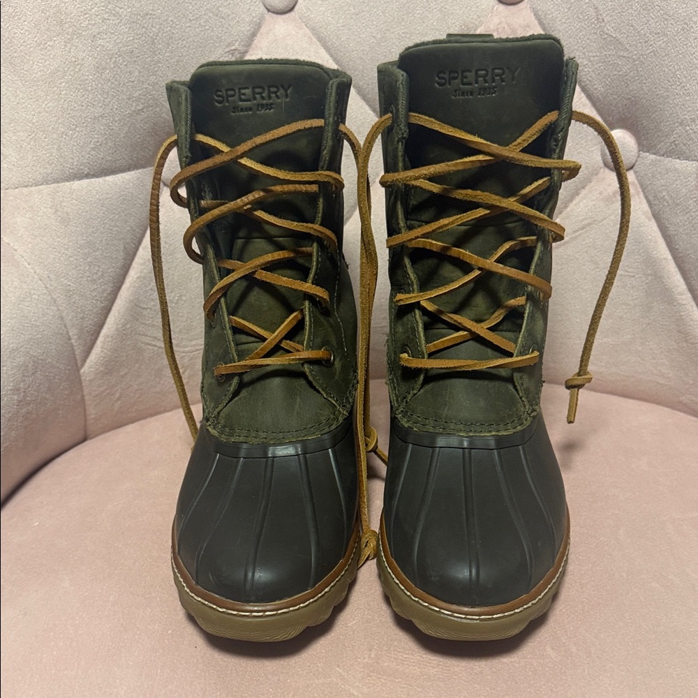 Sperry Olive Green and Brown Lace-Up Duck Boots, size 8.5 EUC
